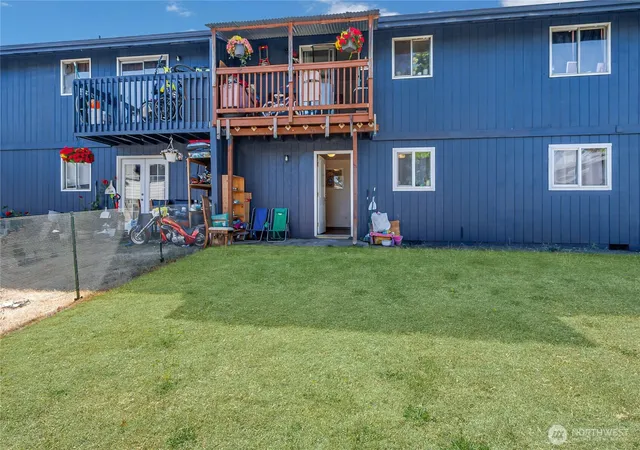 Photo 3 of Multi family home for sale at 917 A D 75th St E, Tacoma, WA 98404 | MLS# NWM2571607 | Listing updated on 2026-10-16