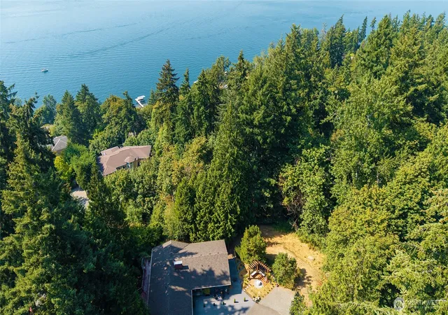 Photo 2 of Sale Pending at 20 Xx 192nd Ave Se, Sammamish, WA 98075 | MLS# NWM2571612 | Listing updated on 2026-09-22