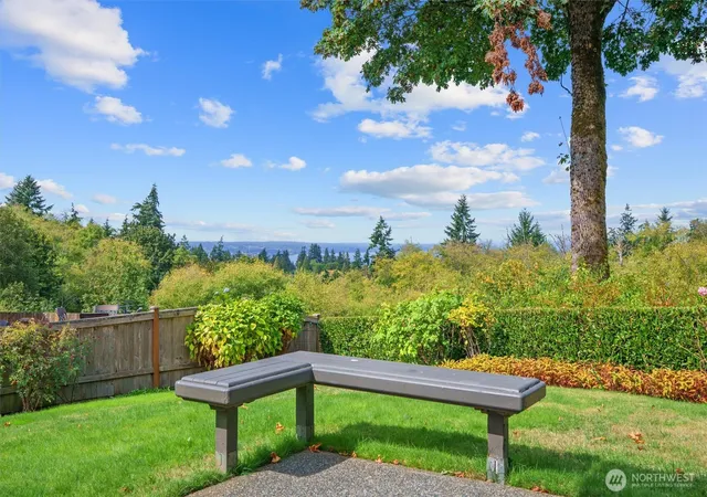 Photo 4 of Single family home for sale at 2617 59th Street SW, Everett, WA 98203 | MLS# NWM2571625 | Listing updated on 2026-10-03