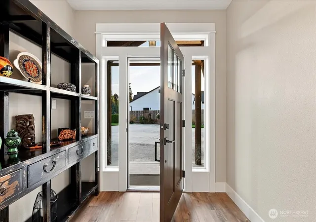 Photo 3 of Single family home for sale at 450 Lilac Ln, Woodland, WA 98674 | MLS# NWM2571634 | Listing updated on 2026-09-25