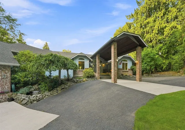 Single family home for sale at 21058 Estate Dr, Mount Vernon, WA 98274 | MLS# NWM2571653
