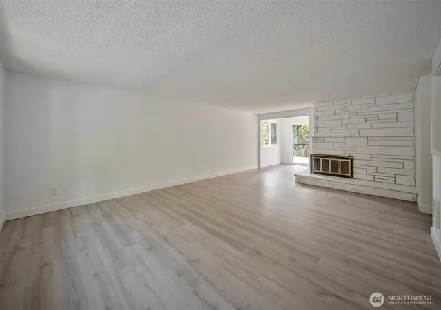 Photo 3 of Single family home for sale at 209 Sunset Dr, Longview, WA 98632 | MLS# NWM2571670 | Listing updated on 2026-10-02
