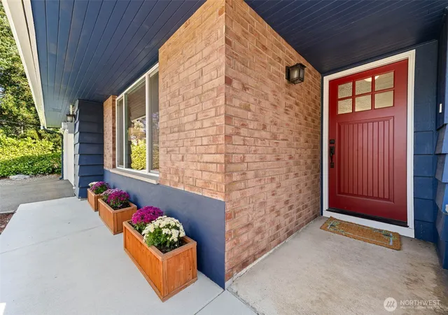 Photo 2 of Sale Pending at 10810 105th Street Sw, Tacoma, WA 98498 | MLS# NWM2571678 | Listing updated on 2026-09-30