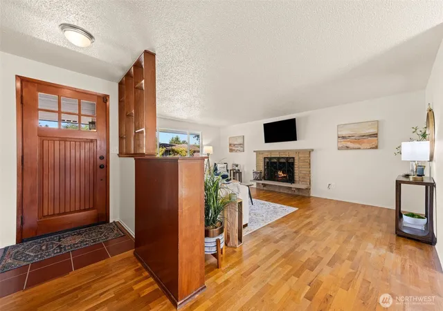 Photo 3 of Sale Pending at 10810 105th Street Sw, Tacoma, WA 98498 | MLS# NWM2571678 | Listing updated on 2026-09-30