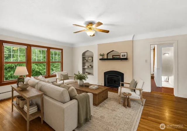 Photo 2 of Sale Pending at 3321 Wishkah Rd, Aberdeen, WA 98520 | MLS# NWM2571680 | Listing updated on 2026-09-25