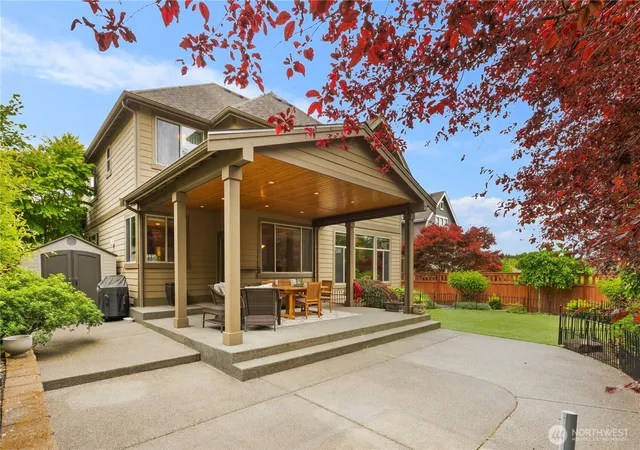 Photo 2 of Single family home for sale at 35918 Se Kendall Peak St, Snoqualmie, WA 98065 | MLS# NWM2571685 | Listing updated on 2026-09-25