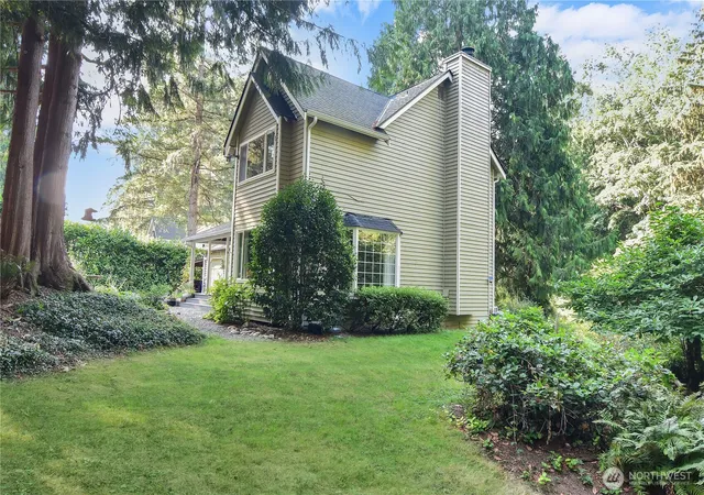 Photo 3 of Single family home for sale at 16732 Ne 138Th Ct, Woodinville, WA 98072 | MLS# NWM2571688 | Listing updated on 2026-09-01