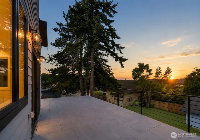 Photo 2 of Single family home for sale at 437 Hazel Ave N, Kent, WA 98030 | MLS# NWM2571712 | Listing updated on 2026-09-25