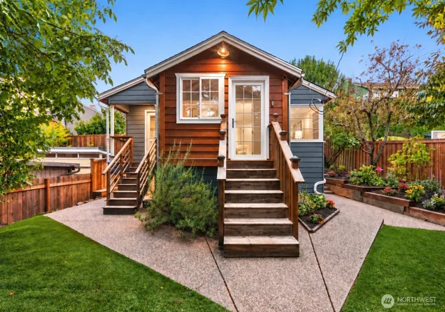 Photo 1 of Single family home for sale at 6215 38th Avenue Ne, Seattle, WA 98115 | MLS# NWM2571716 | Listing updated on 2026-10-01