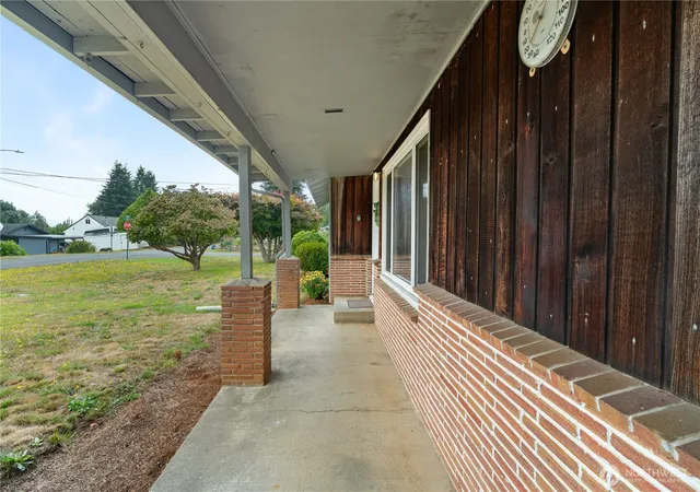 Photo 2 of Single family home for sale at 1206 E Park Ave, Montesano, WA 98563 | MLS# NWM2571725 | Listing updated on 2026-09-25