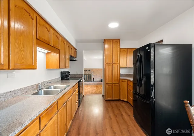 Photo 3 of Single family home for sale at 1206 E Park Ave, Montesano, WA 98563 | MLS# NWM2571725 | Listing updated on 2026-09-25