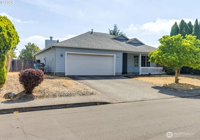 Photo 3 of Single family home for sale at 9319 Ne 136th Avenue, Vancouver, WA 98682 | MLS# NWM2571737 | Listing updated on 2026-09-25