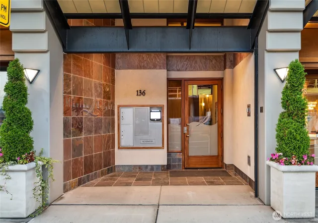 Photo 2 of Condo for sale at 136 Central Way #304, Kirkland, WA 98033 | MLS# NWM2571756 | Listing updated on 2026-10-01