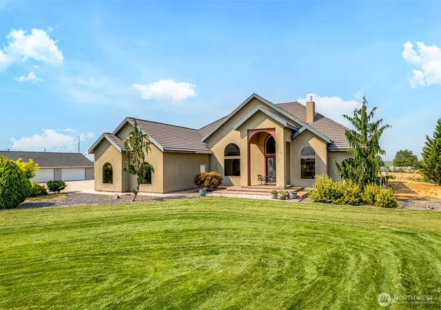 Photo 1 of Single family home for sale at 17408 Rd 52 Nw, Quincy, WA 98848 | MLS# NWM2571764 | Listing updated on 2026-09-25