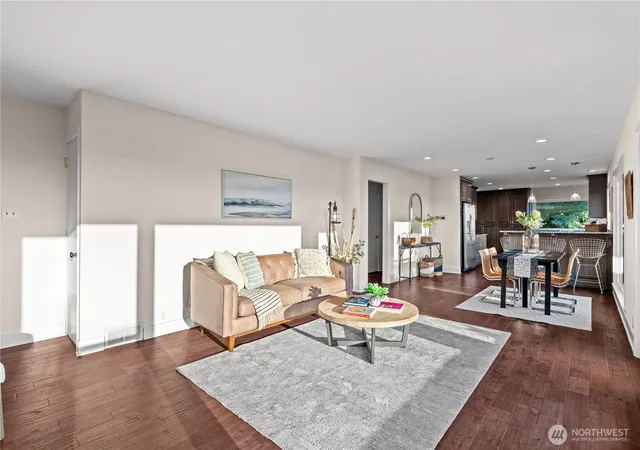 Photo 3 of Single family home for sale at 920 S Ventura Dr, Tacoma, WA 98465 | MLS# NWM2571777 | Listing updated on 2026-09-30