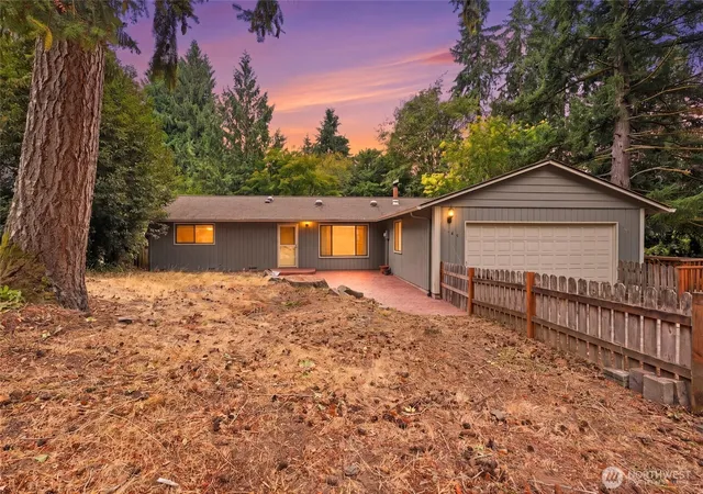 Photo 1 of Single family home for sale at 108 Swiftwater Pl, Kelso, WA 98626 | MLS# NWM2571780 | Listing updated on 2026-09-28