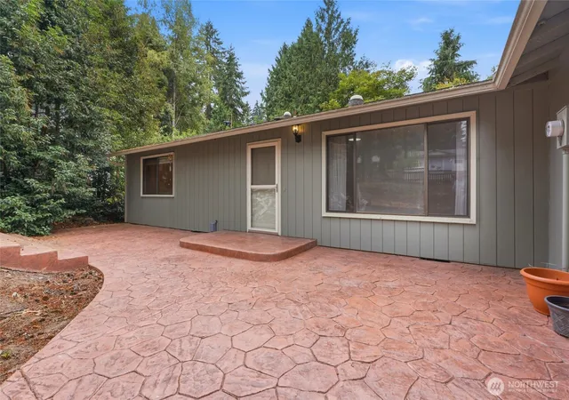 Photo 3 of Single family home for sale at 108 Swiftwater Pl, Kelso, WA 98626 | MLS# NWM2571780 | Listing updated on 2026-09-28