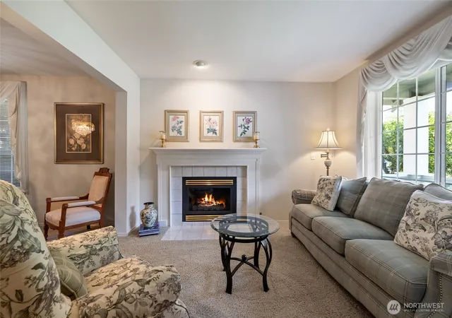 Photo 4 of Sale Pending at 2208 N Villard St, Tacoma, WA 98406 | MLS# NWM2571801 | Listing updated on 2026-09-25