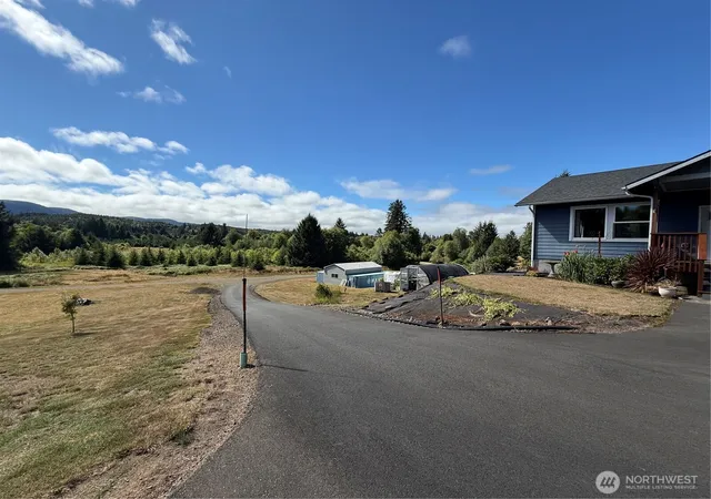Photo 3 of Single family home for sale at 82 S Valley Ln, Naselle, WA 98638 | MLS# NWM2571806 | Listing updated on 2026-09-23