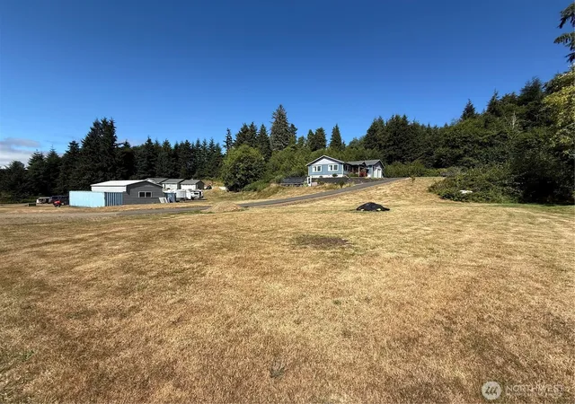 Photo 4 of Single family home for sale at 82 S Valley Ln, Naselle, WA 98638 | MLS# NWM2571806 | Listing updated on 2026-09-23