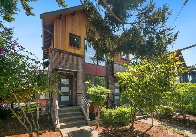 Photo 1 of Townhouse for sale at 6542 32nd Avenue Ne #A, Seattle, WA 98115 | MLS# NWM2571809 | Listing updated on 2026-10-01
