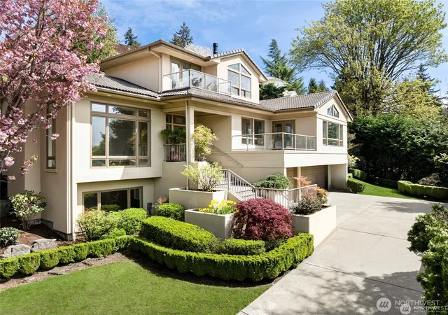 Photo 1 of Single family home for sale at 8144 W Mercer Way, Mercer Island, WA 98040 | MLS# NWM2571830 | Listing updated on 2026-10-02