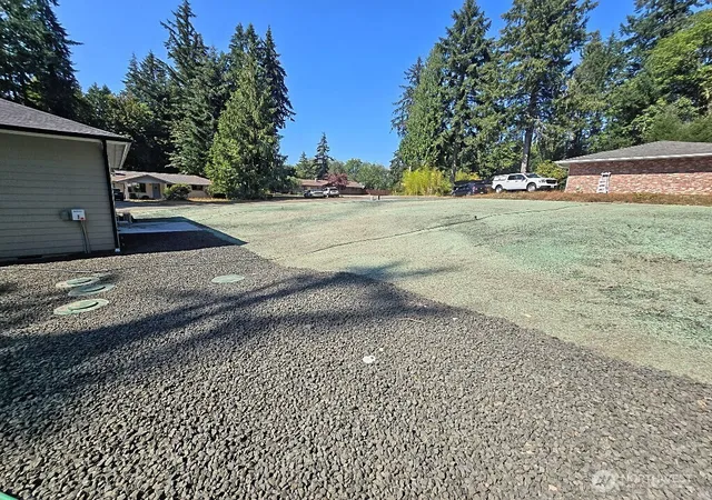 Photo 4 of Single family home for sale at 4502 Ridgewood Ct NW, Olympia, WA 98502 | MLS# NWM2571836 | Listing updated on 2026-09-30