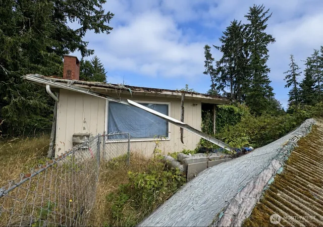 Photo 2 of Single family home for sale at 27302 West St, Ocean Park, WA 98640 | MLS# NWM2571837 | Listing updated on 2026-09-25