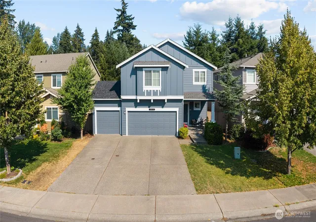 Photo 2 of Single family home for sale at 18313 73rd Ave Ct E, Puyallup, WA 98375 | MLS# NWM2571853 | Listing updated on 2026-09-26