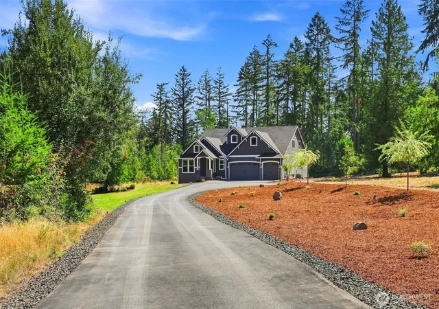 Photo 3 of Sale Pending at 4646 Twisted Tree Ln Ne, Olympia, WA 98516 | MLS# NWM2571855 | Listing updated on 2026-10-01