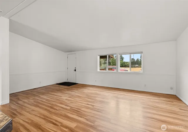 Photo 4 of Sale Pending at 6200 Fair Oaks Rd SE #30, Olympia, WA 98513 | MLS# NWM2571863 | Listing updated on 2026-09-01