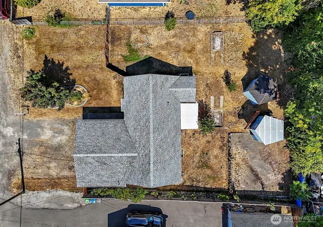 Photo 2 of Sale Pending at 3125 Oas Dr W, University Place, WA 98466 | MLS# NWM2571878 | Listing updated on 2026-09-26