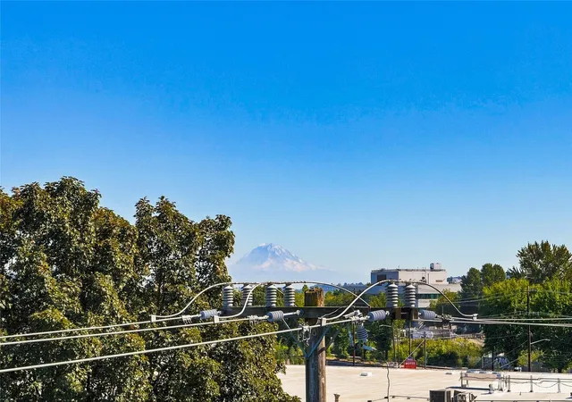 Photo 4 of Townhouse for sale at 6945 Ellis Ave S, Seattle, WA 98108 | MLS# NWM2571881 | Listing updated on 2026-09-24
