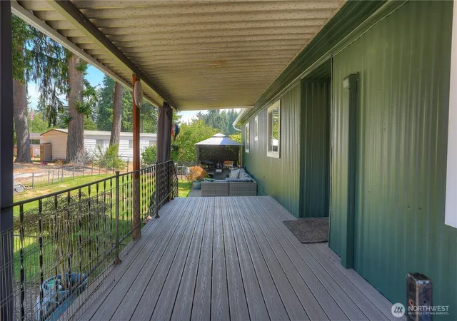 Photo 4 of Manufactured home for sale at 12605 112th Avenue E #30, Puyallup, WA 98374 | MLS# NWM2571882 | Listing updated on 2026-09-24