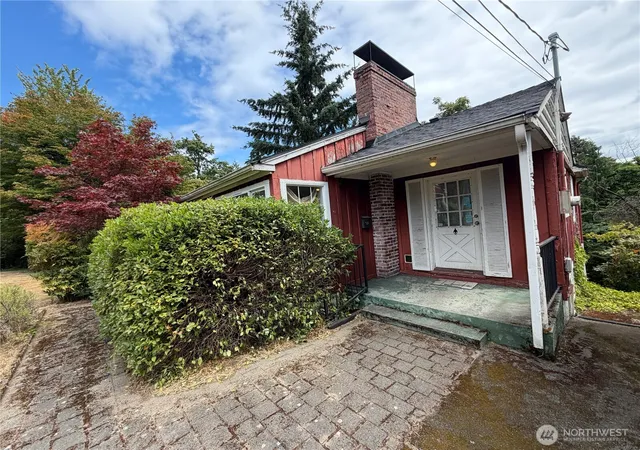 Photo 1 of Land for sale at 11334 Corliss Ave N, Seattle, WA 98133 | MLS# NWM2571897 | Listing updated on 2026-09-28