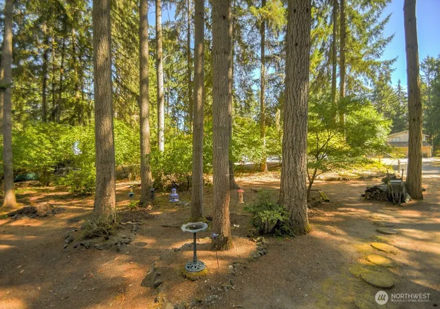 Photo 3 of Single family home for sale at 4804 Beverly Dr Ne, Olympia, WA 98516 | MLS# NWM2571905 | Listing updated on 2026-10-02