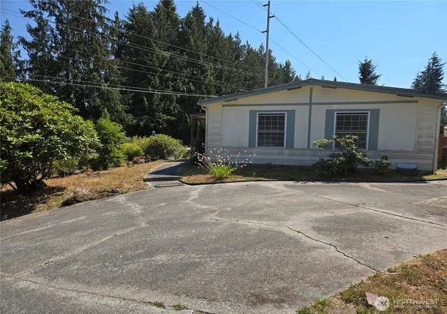 Photo 2 of Manufactured home for sale at 9028 12th Place Se, Lake Stevens, WA 98258 | MLS# NWM2571930 | Listing updated on 2026-09-24