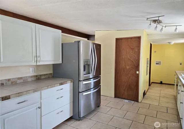 Photo 3 of Manufactured home for sale at 9028 12th Place SE, Lake Stevens, WA 98258 | MLS# NWM2571930 | Listing updated on 2026-09-24