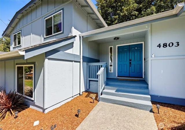Photo 2 of Single family home for sale at 4803 E Maple Lane Cir, Gig Harbor, WA 98335 | MLS# NWM2571937 | Listing updated on 2026-10-01