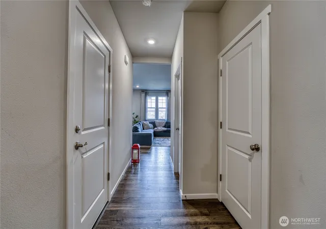 Photo 3 of Single family home for sale at 106 17th Dr, Snohomish, WA 98290 | MLS# NWM2571942 | Listing updated on 2026-09-25