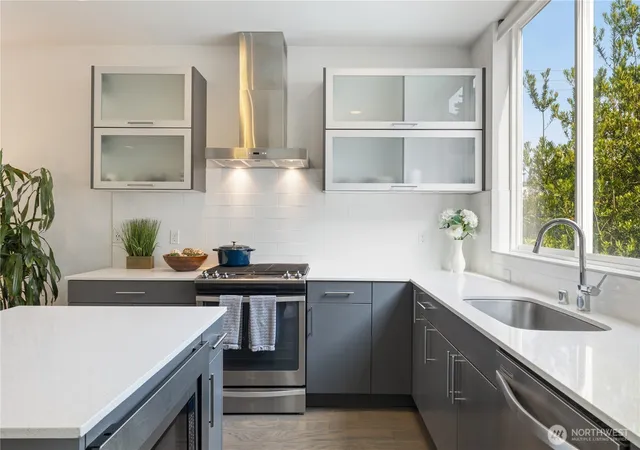 Photo 4 of Townhouse for sale at 1707 NW 63rd Street #A, Seattle, WA 98107 | MLS# NWM2571978 | Listing updated on 2026-10-01