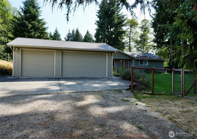 Photo 2 of Single family home for sale at 5204 53rd Street W, University Place, WA 98467 | MLS# NWM2571983 | Listing updated on 2026-09-25