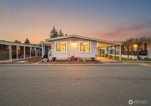 Photo 1 of Manufactured home for sale at 1402 22nd Street Ne #300, Auburn, WA 98002 | MLS# NWM2571993 | Listing updated on 2026-10-15