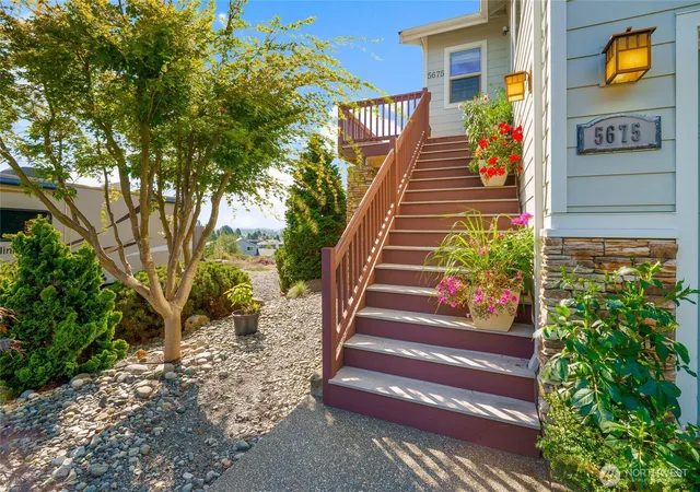 Photo 3 of Sale Pending at 5675 Meadow View Ct, Ferndale, WA 98248 | MLS# NWM2572013 | Listing updated on 2026-09-25