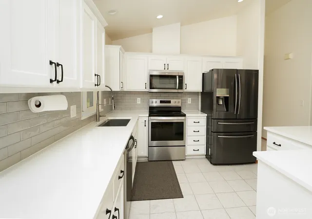 Photo 4 of Single family home for sale at 27707 130Th Pl Se, Monroe, WA 98272 | MLS# NWM2572021 | Listing updated on 2026-09-20