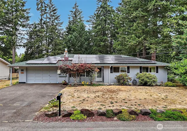 Photo 1 of Sale Pending at 2016 Sycamore St Se, Lacey, WA 98503 | MLS# NWM2572024 | Listing updated on 2026-09-29