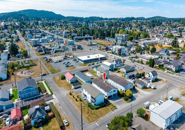 Photo 2 of Condo for sale at 903 27th St #2, Anacortes, WA 98221 | MLS# NWM2572027 | Listing updated on 2026-09-25
