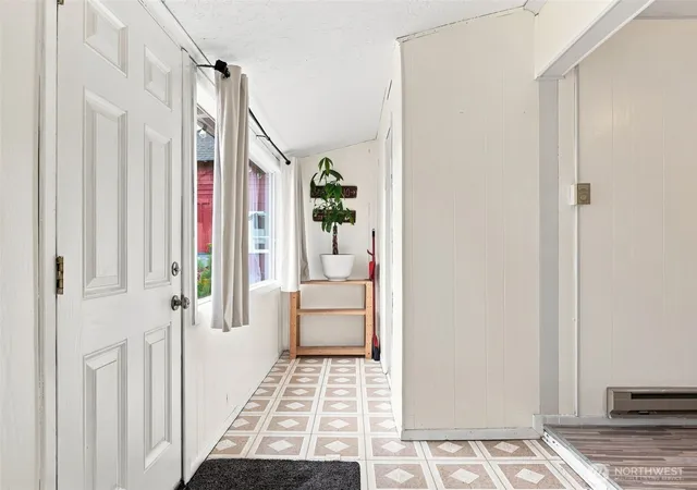 Photo 3 of Single family home for sale at 1514 N Oregon Ave, Long Beach, WA 98631 | MLS# NWM2572028 | Listing updated on 2026-09-18