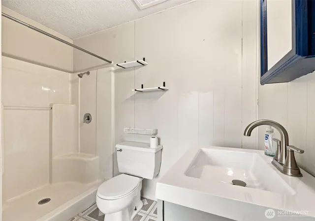 Photo 4 of Single family home for sale at 1514 N Oregon Ave, Long Beach, WA 98631 | MLS# NWM2572028 | Listing updated on 2026-09-18