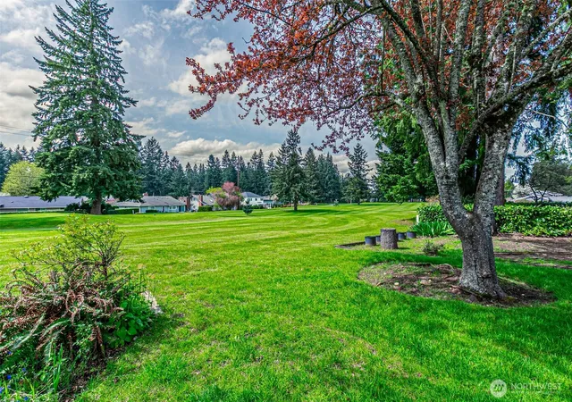 Photo 3 of Single family home for sale at 14229 SE 165th Place, Renton, WA 98058 | MLS# NWM2572035 | Listing updated on 2026-09-25